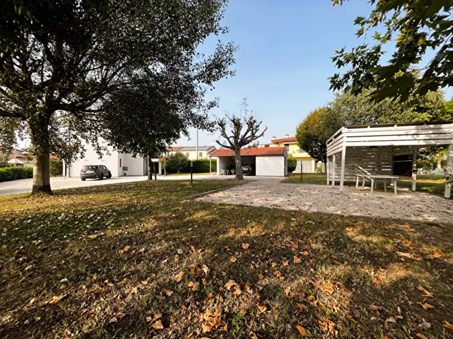 Immagine 1 di Villa in vendita  a Vigonovo
