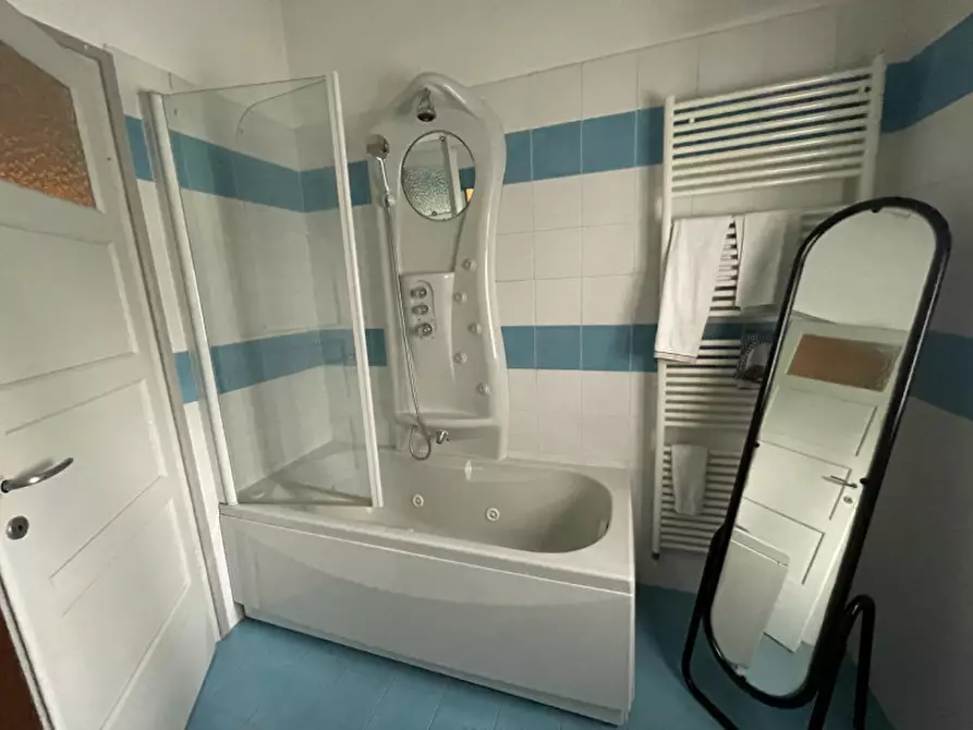 Immagine 36 di Casa bifamiliare in vendita  a Suzzara