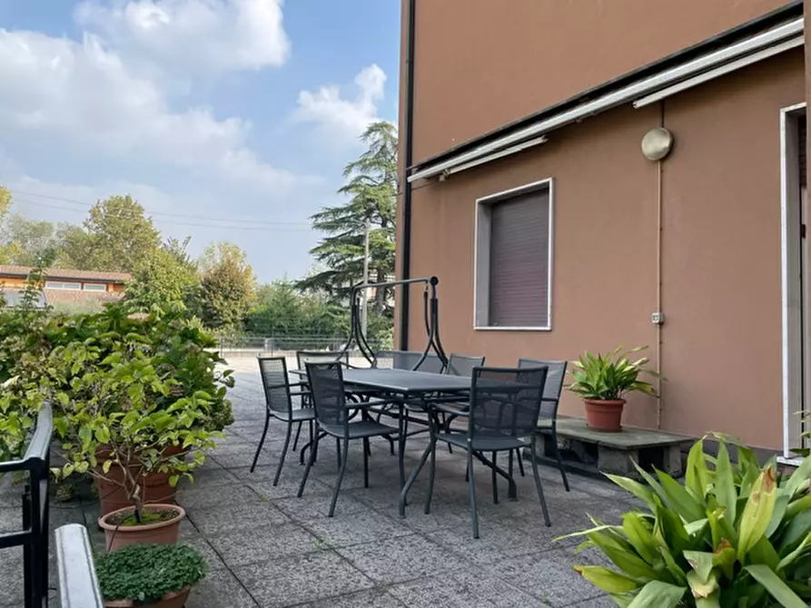 Immagine 1 di Casa bifamiliare in vendita  in Via San Polo a Brescia