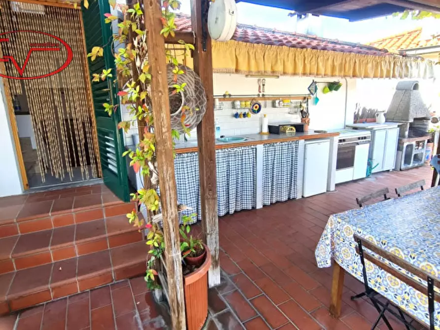 Immagine 24 di Villetta a schiera in vendita  in via liberazione a Bucine