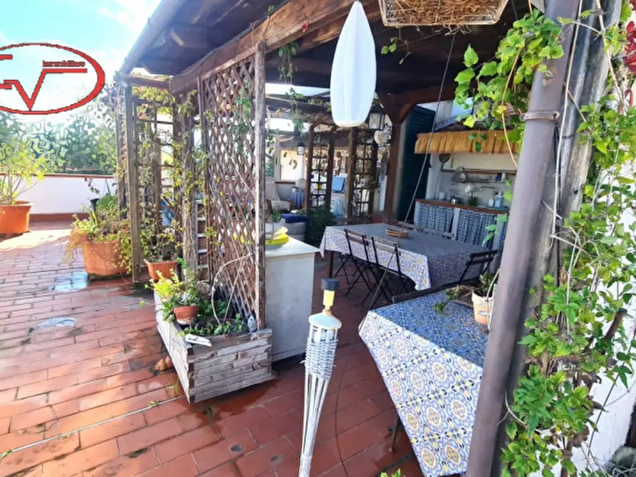 Immagine 25 di Villetta a schiera in vendita  in via liberazione a Bucine