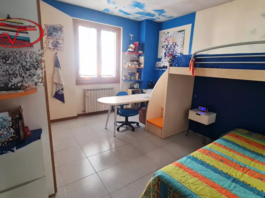 Immagine 29 di Villetta a schiera in vendita  in via liberazione a Bucine