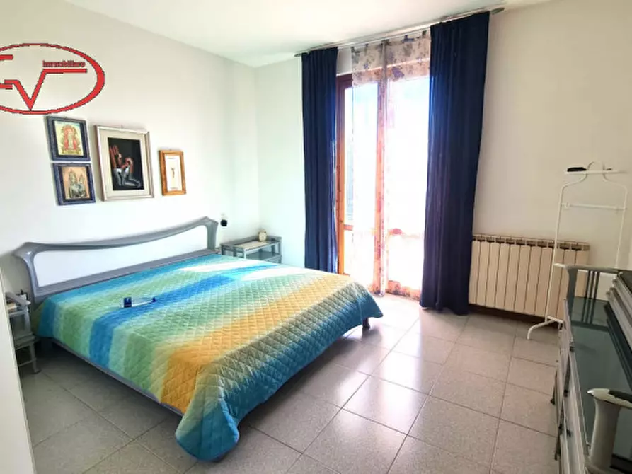 Immagine 31 di Villetta a schiera in vendita  in via liberazione a Bucine