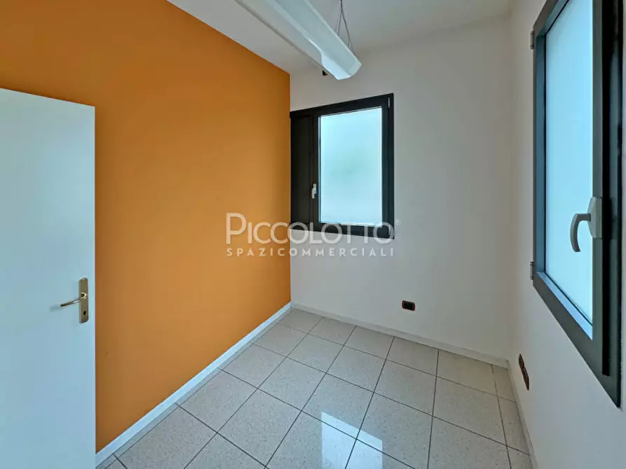Immagine 4 di Ufficio in affitto  in via Ricci a Asolo