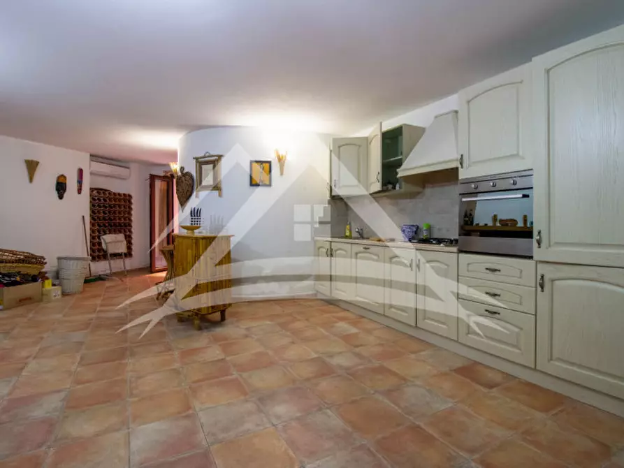 Immagine 15 di Appartamento in vendita  in Via Cavour, 11 a Porto Torres