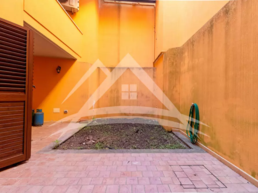 Immagine 18 di Appartamento in vendita  in Via Cavour, 11 a Porto Torres