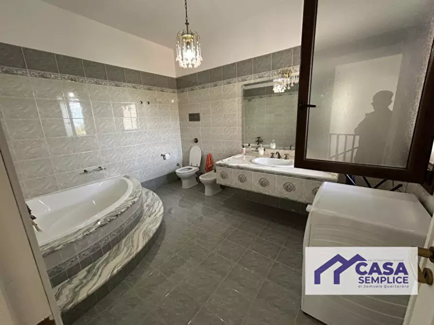 Immagine 24 di Villa in vendita  in Via Golda Meir a Monreale