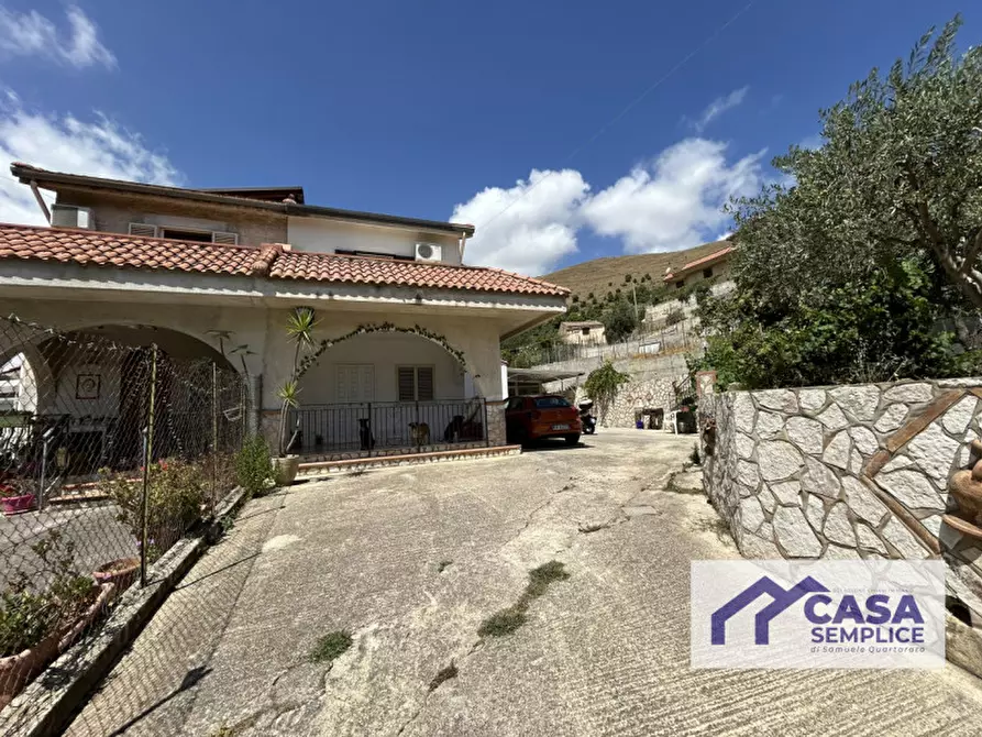 Immagine 30 di Villa in vendita  in Via Golda Meir a Monreale