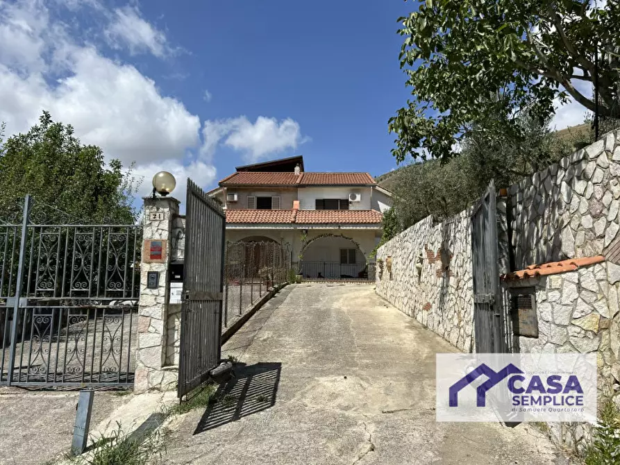 Immagine 32 di Villa in vendita  in Via Golda Meir a Monreale