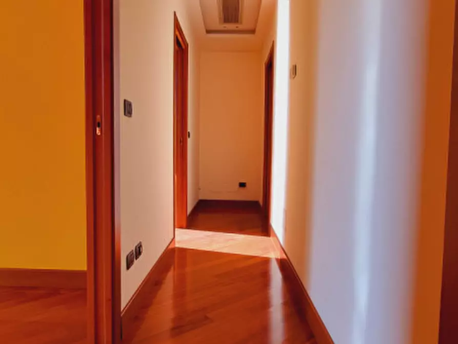 Immagine 22 di Ufficio in affitto  in Via Giacomo Medici, 14 a Milazzo