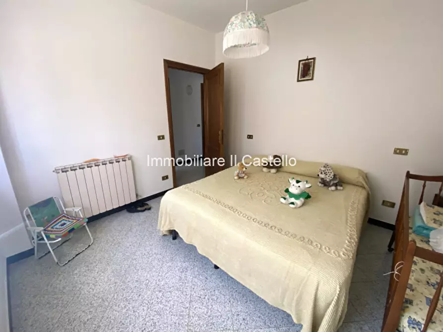 Immagine 8 di Appartamento in vendita  in via della resistenza a Paciano