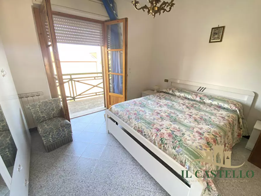 Immagine 14 di Appartamento in vendita  in via della resistenza a Paciano