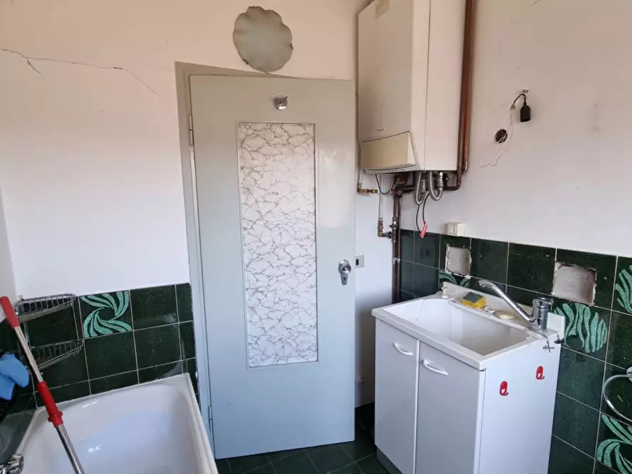 Immagine 20 di Casa trifamiliare in vendita  in via estense 7337 a Serramazzoni