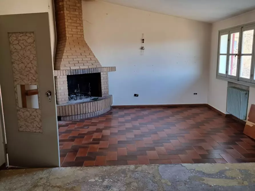 Immagine 31 di Casa trifamiliare in vendita  in via estense 7337 a Serramazzoni