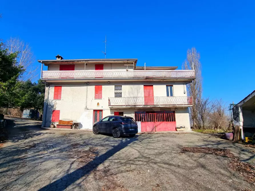 Immagine 37 di Casa trifamiliare in vendita  in via estense 7337 a Serramazzoni