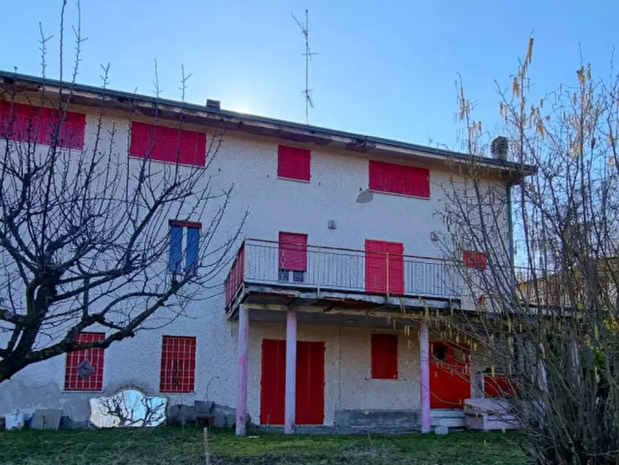 Immagine 41 di Casa trifamiliare in vendita  in via estense 7337 a Serramazzoni