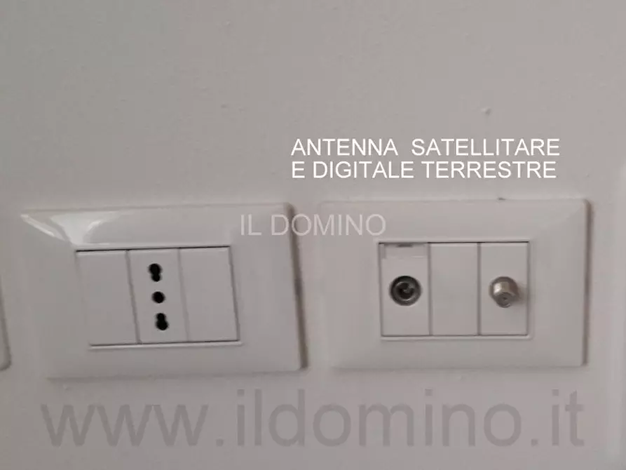 Immagine 40 di Appartamento in vendita  in Via Savonarola a Padova