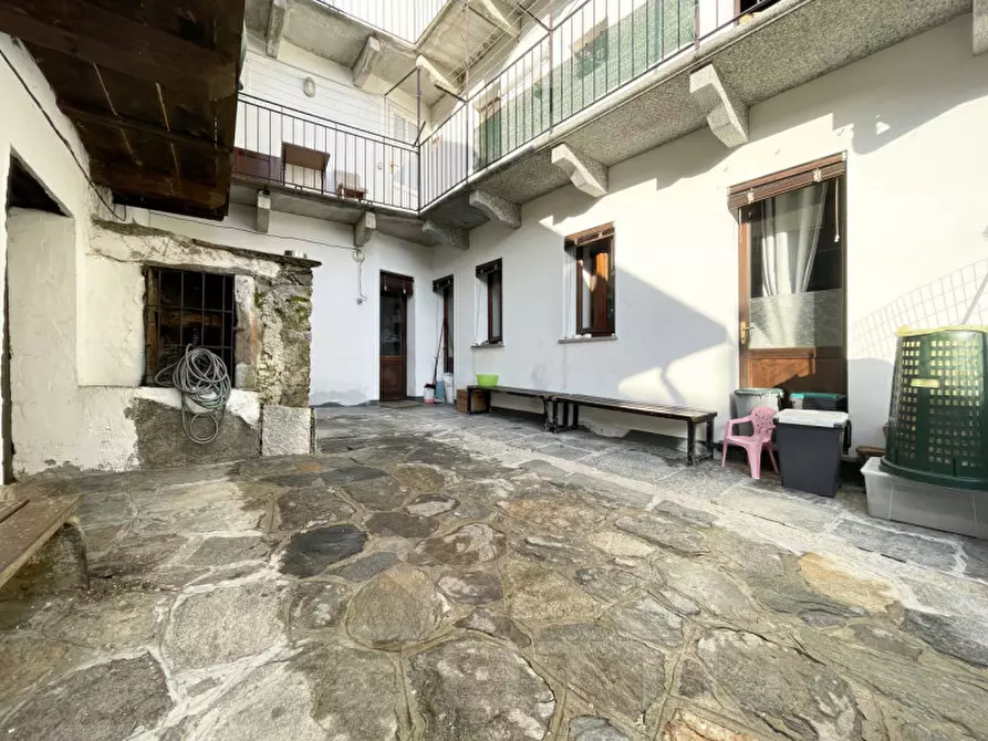 Immagine 20 di Casa indipendente in vendita  in via castello a Gignese