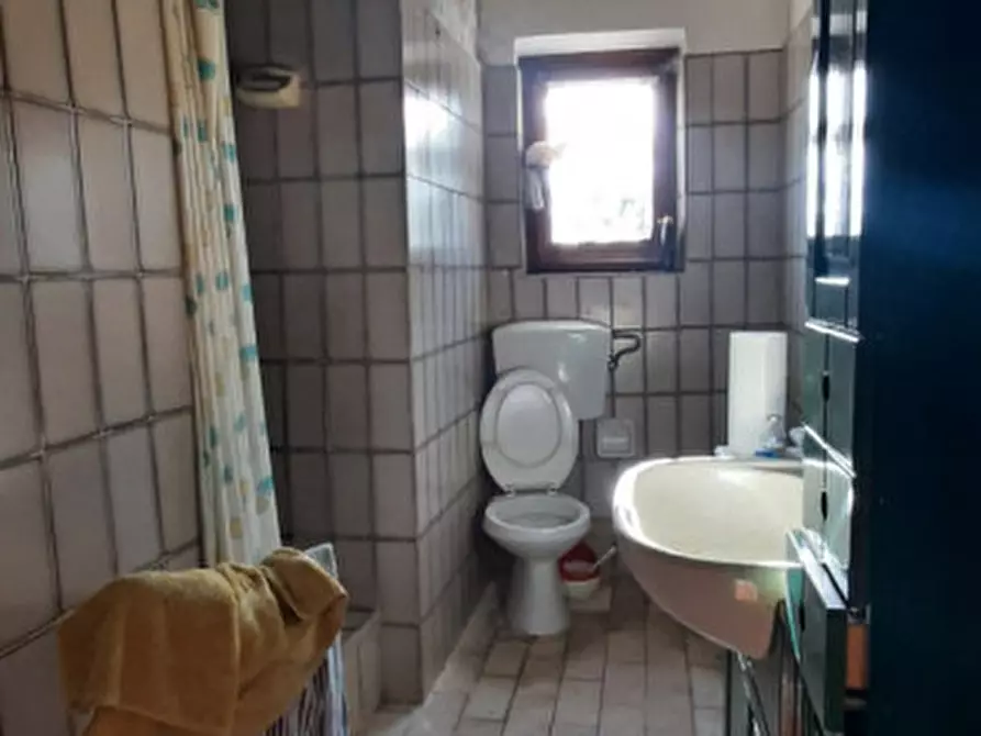 Immagine 10 di Appartamento in vendita  in Via di Bandella a Laterina Pergine Valdarno