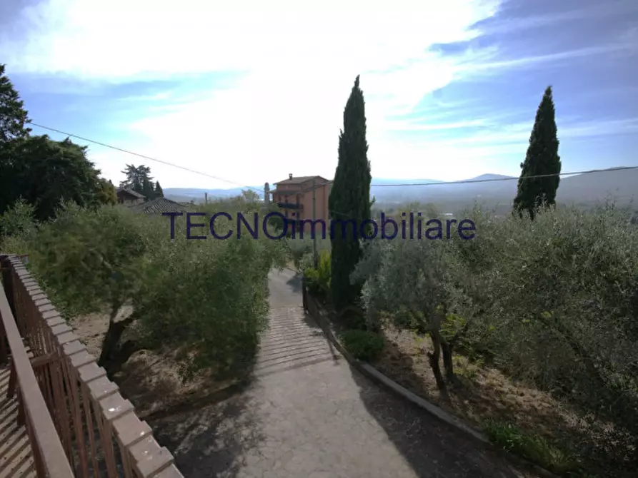 Immagine 34 di Villa in vendita  in via del bando a Perugia