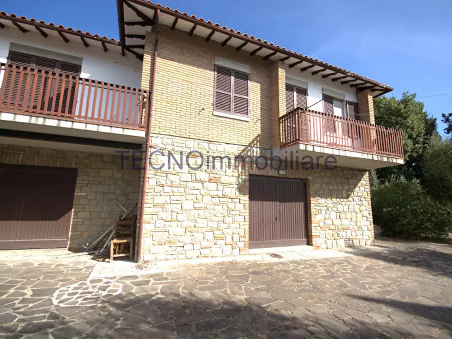 Immagine 45 di Villa in vendita  in via del bando a Perugia