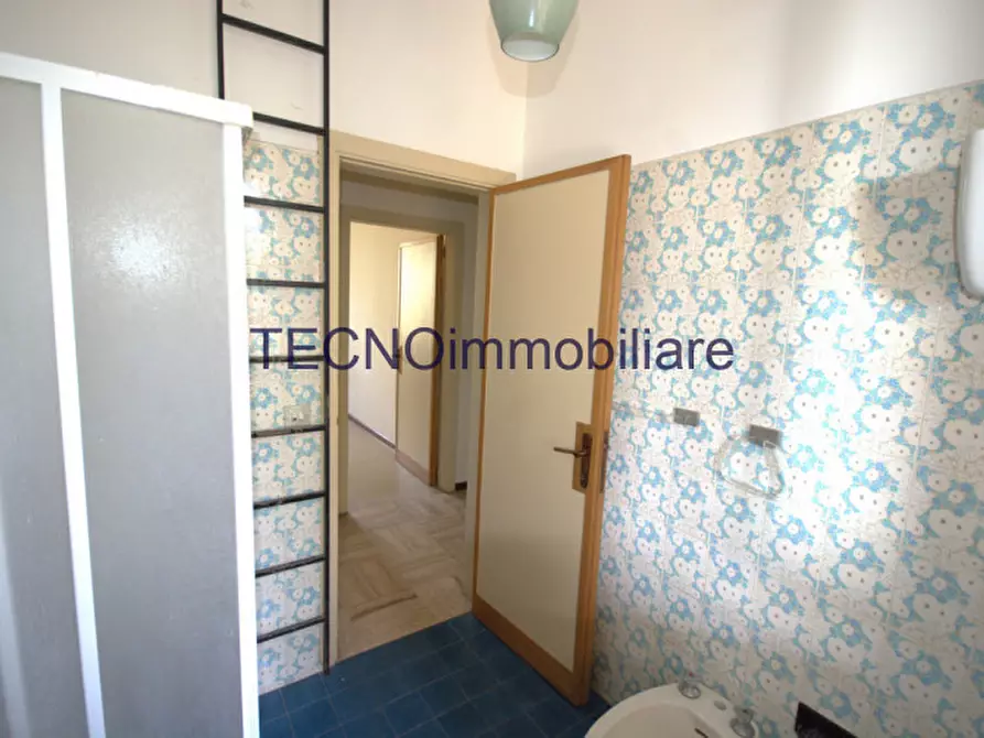 Immagine 53 di Villa in vendita  in via del bando a Perugia
