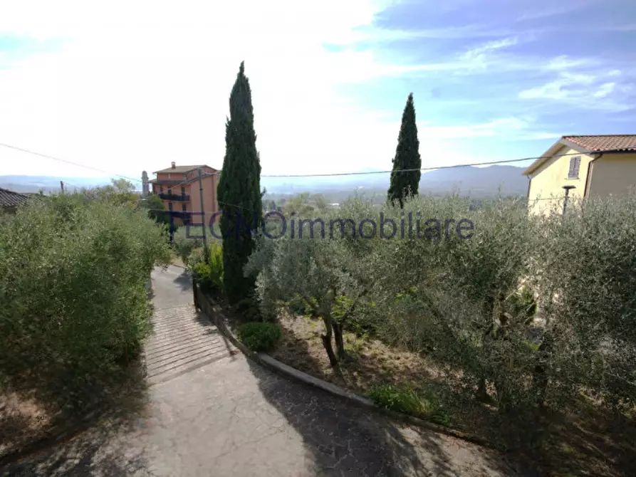 Immagine 65 di Villa in vendita  in via del bando a Perugia