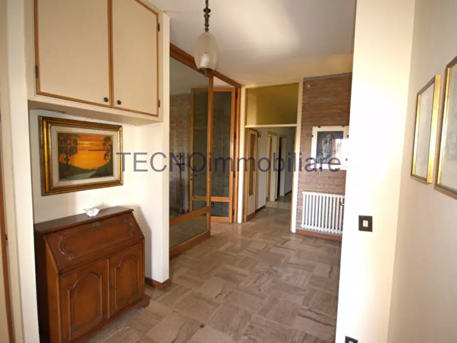 Immagine 72 di Villa in vendita  in via del bando a Perugia