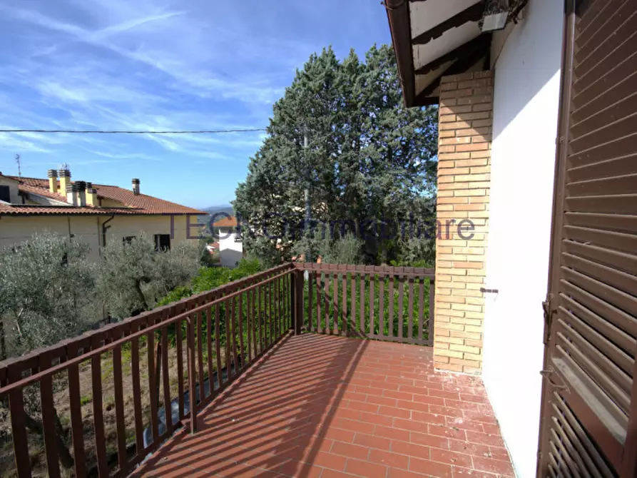 Immagine 77 di Villa in vendita  in via del bando a Perugia