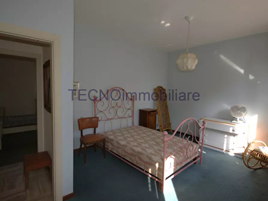 Immagine 89 di Villa in vendita  in via del bando a Perugia