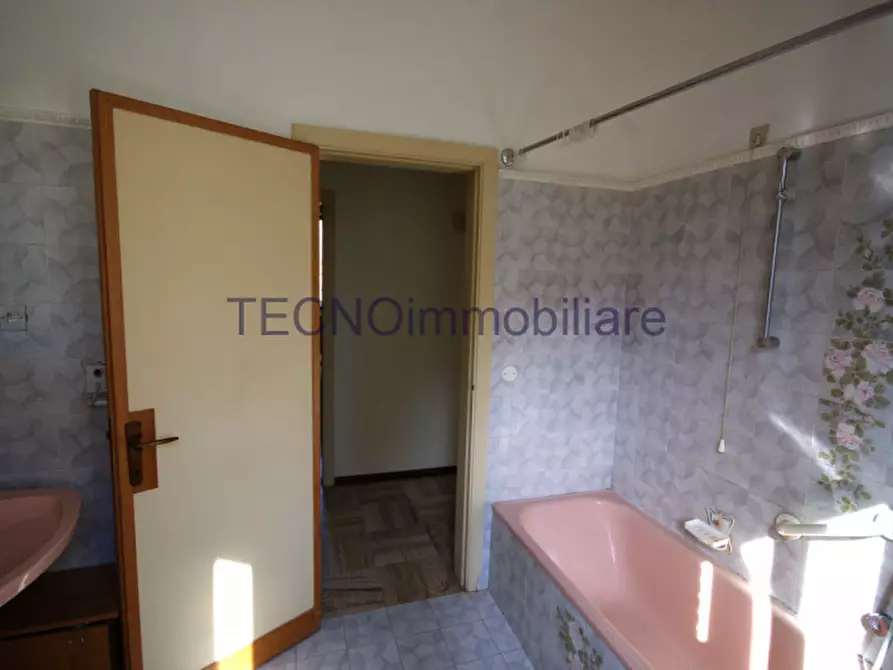 Immagine 95 di Villa in vendita  in via del bando a Perugia