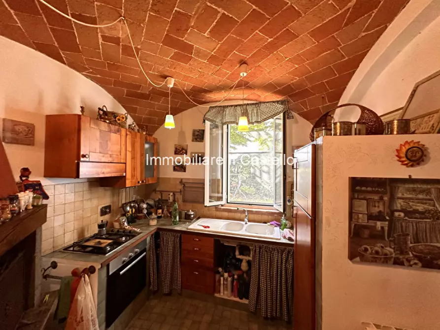 Immagine 1 di Villetta a schiera in vendita  in gioiella a Castiglione Del Lago