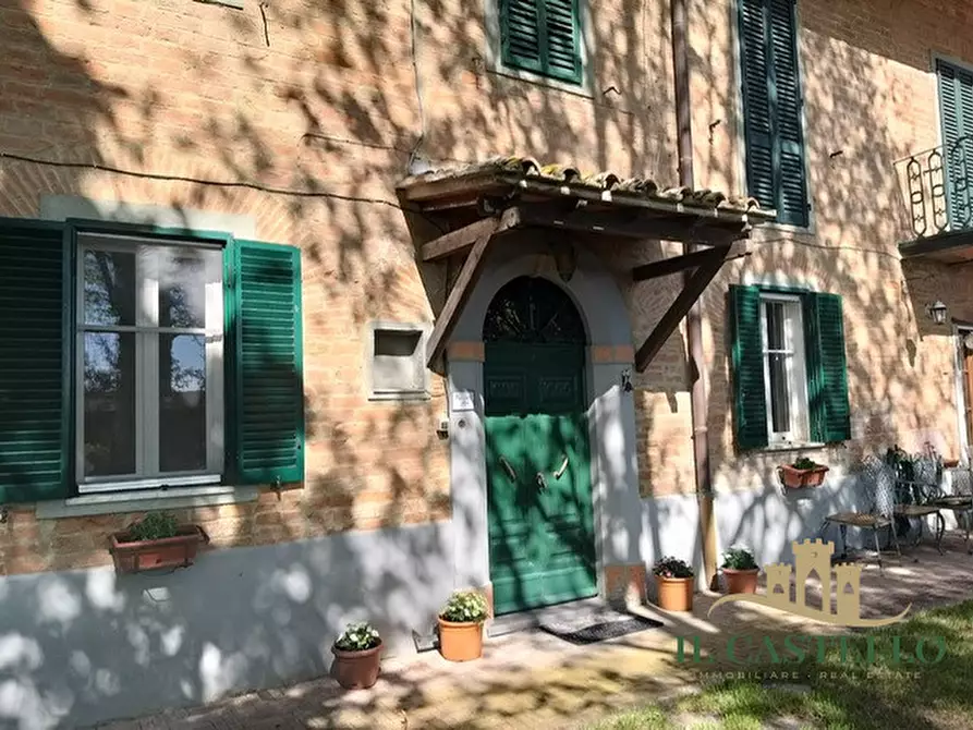 Immagine 1 di Villetta a schiera in vendita  in gioiella a Castiglione Del Lago