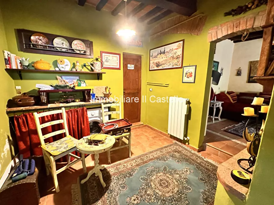 Immagine 5 di Villetta a schiera in vendita  in gioiella a Castiglione Del Lago