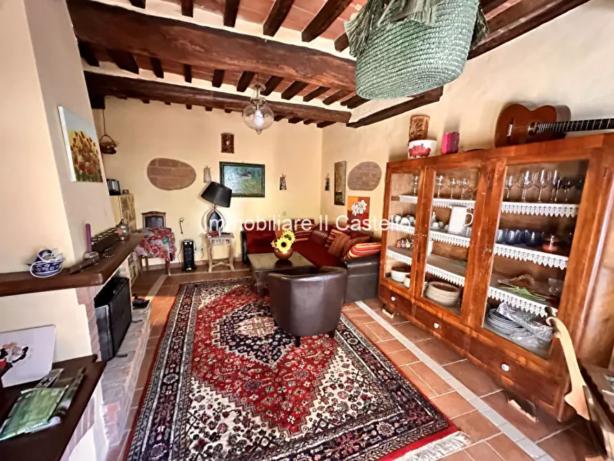 Immagine 11 di Villetta a schiera in vendita  in gioiella a Castiglione Del Lago