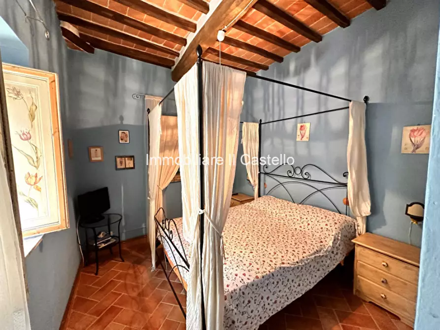 Immagine 21 di Villetta a schiera in vendita  in gioiella a Castiglione Del Lago