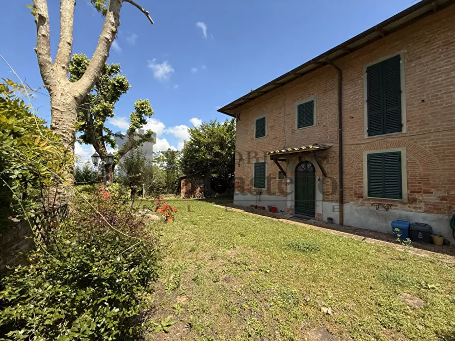 Immagine 27 di Villetta a schiera in vendita  in gioiella a Castiglione Del Lago