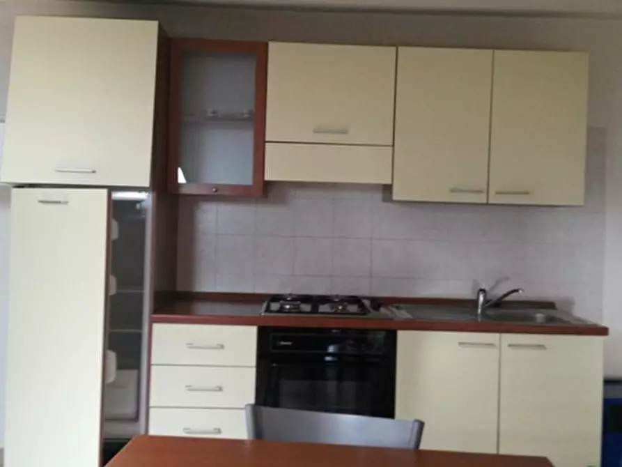 Immagine 2 di Appartamento in affitto  in Via Falcone a Marsicovetere