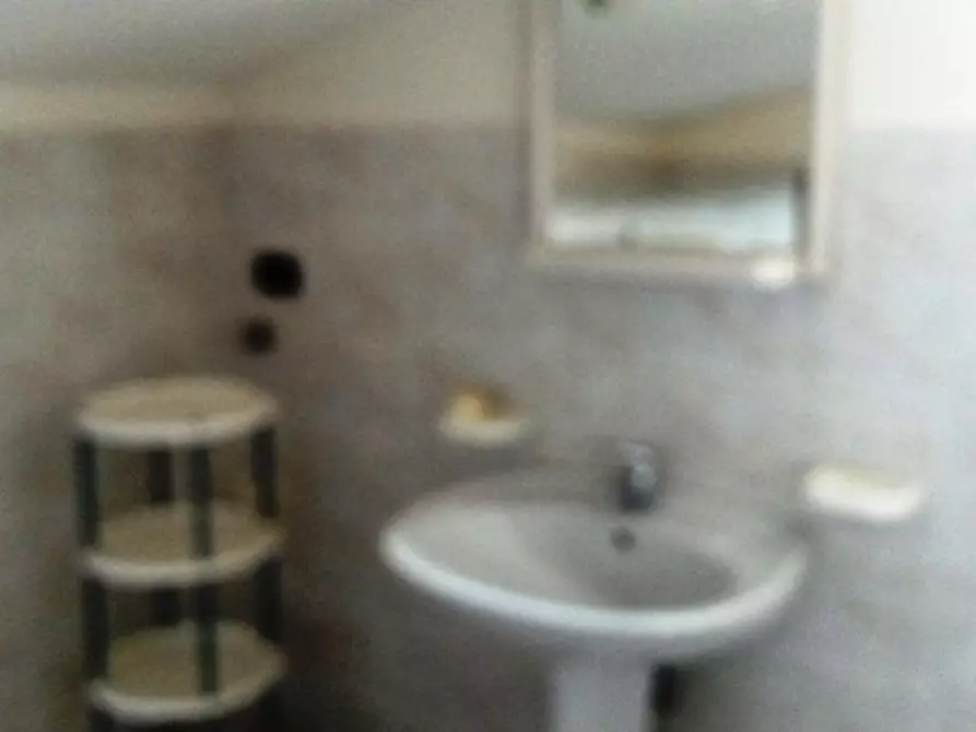 Immagine 5 di Appartamento in affitto  in Via Falcone a Marsicovetere