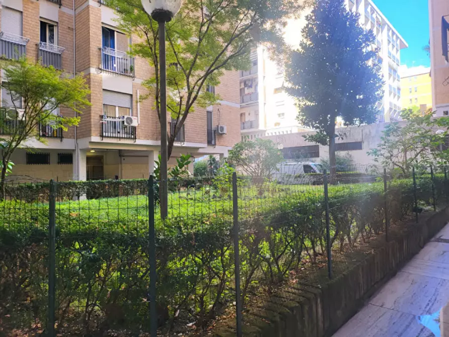 Immagine 4 di Appartamento in vendita  in VIALE VICOPISANO a Roma