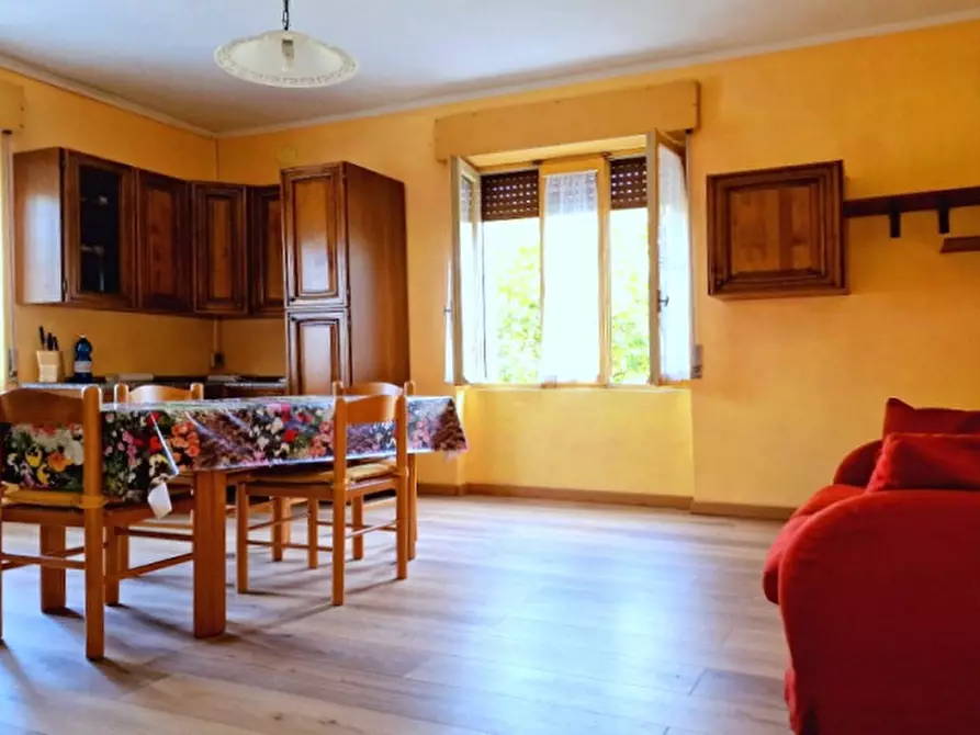 Immagine 10 di Appartamento in vendita  a Morfasso