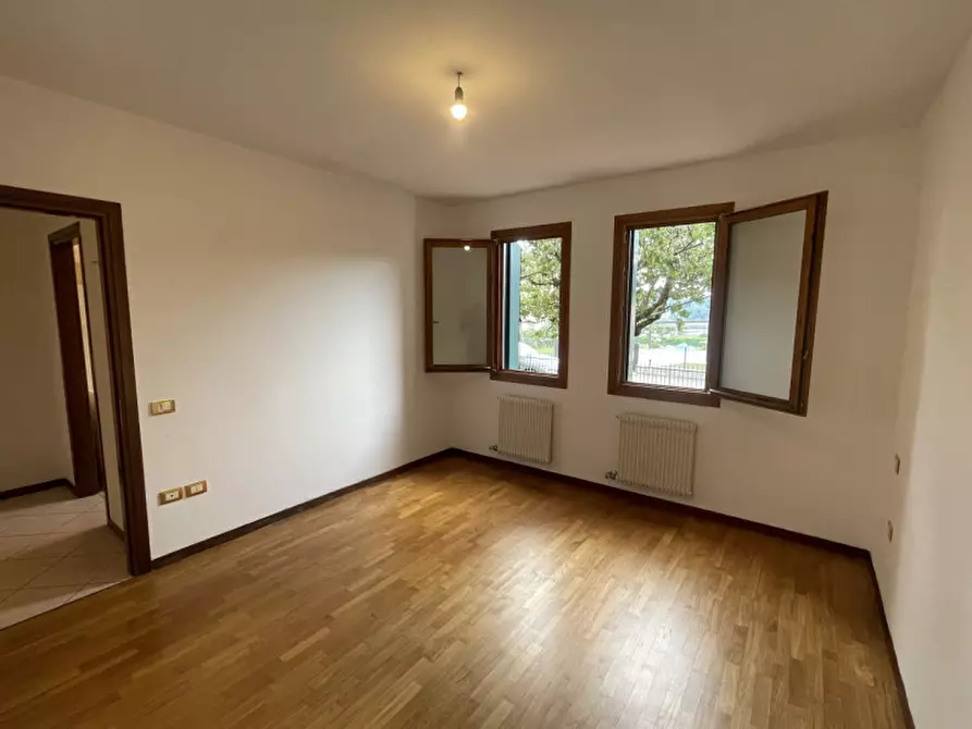 Immagine 18 di Appartamento in vendita  in VIA SERAFIN a Possagno