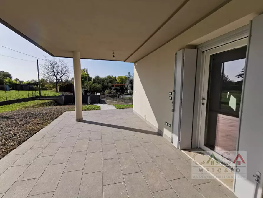 Immagine 5 di Villetta a schiera in vendita  in Via Ferrade a Fontanafredda