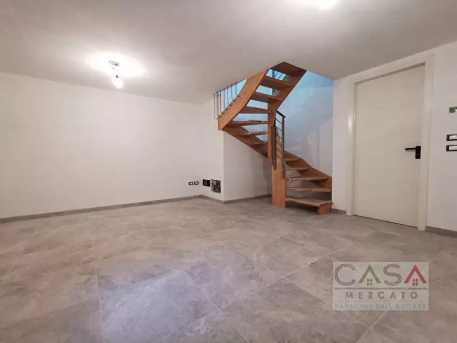 Immagine 10 di Villetta a schiera in vendita  in Via Ferrade a Fontanafredda