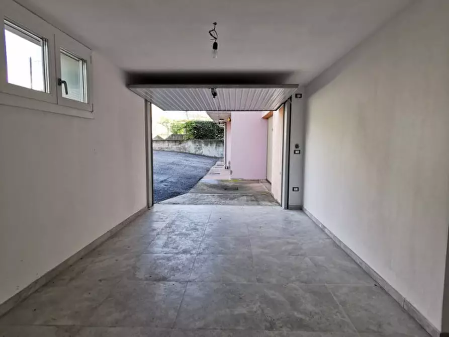 Immagine 14 di Villetta a schiera in vendita  in Via Ferrade a Fontanafredda