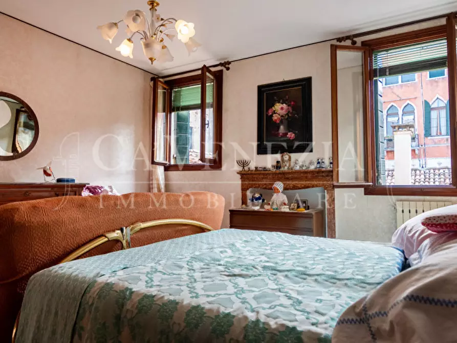 Immagine 5 di Appartamento in vendita  a Venezia