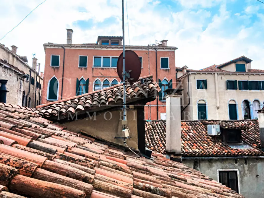 Immagine 6 di Appartamento in vendita  a Venezia