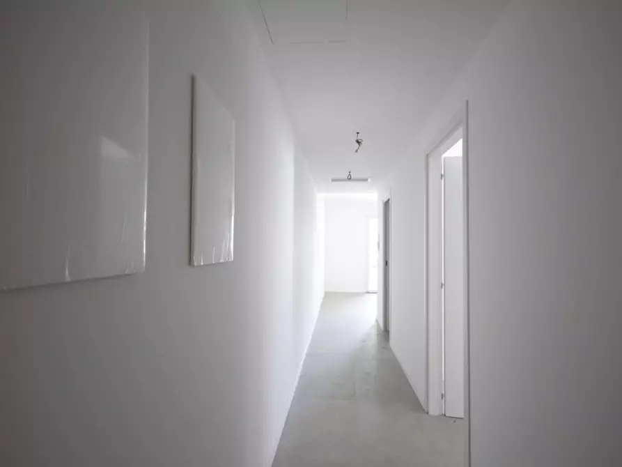 Immagine 11 di Appartamento in vendita  in via Gabriele D'Annunzio a Misano Adriatico