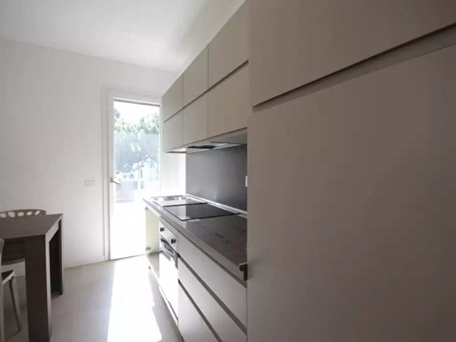 Immagine 10 di Appartamento in vendita  in via Gabriele D'Annunzio a Misano Adriatico