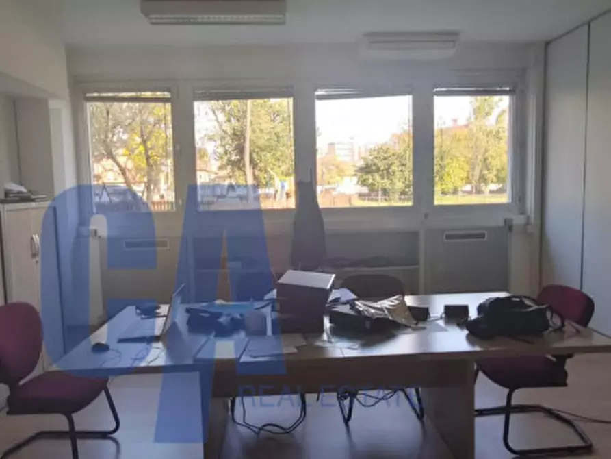 Immagine 5 di Ufficio in affitto  in VIA TONALE a Milano